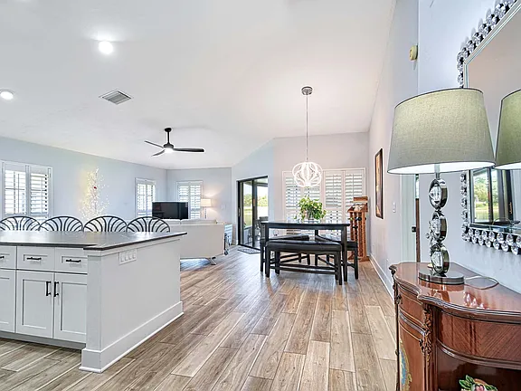 16291 Countess Dr Huntington Beach,CA 92649