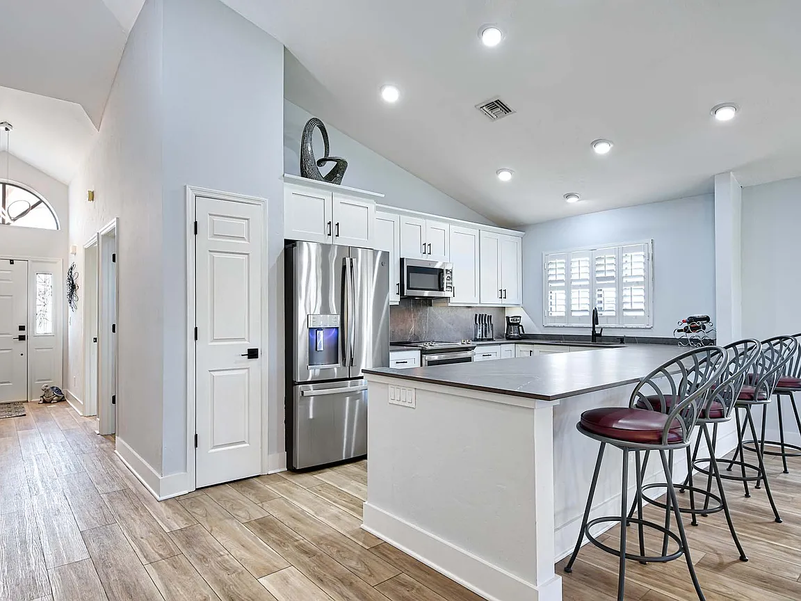 16291 Countess Dr Huntington Beach,CA 92649