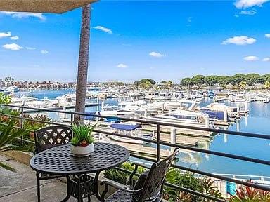 16291 Countess Dr Huntington Beach,CA 92649