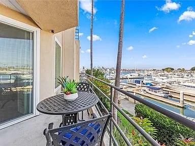 16291 Countess Dr Huntington Beach,CA 92649