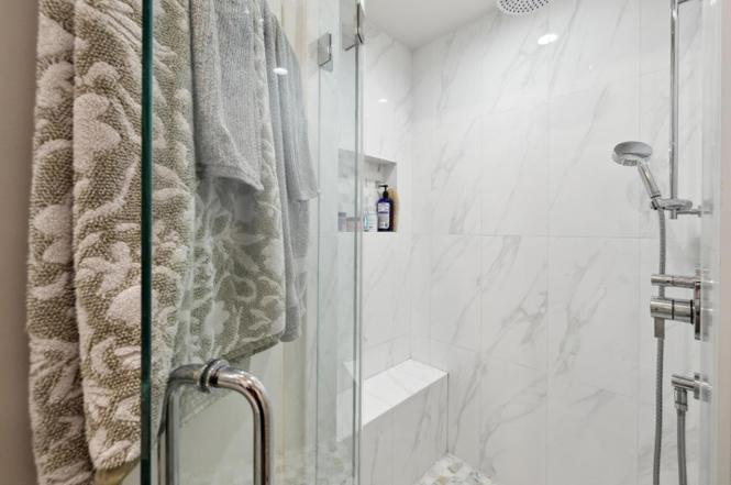 2475 Victoria Avenue, Unit 408