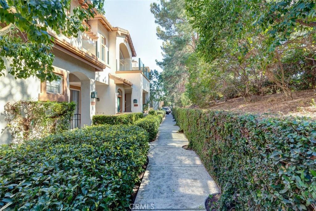 1703 Solvay Aisle #106, Irvine, CA 92606