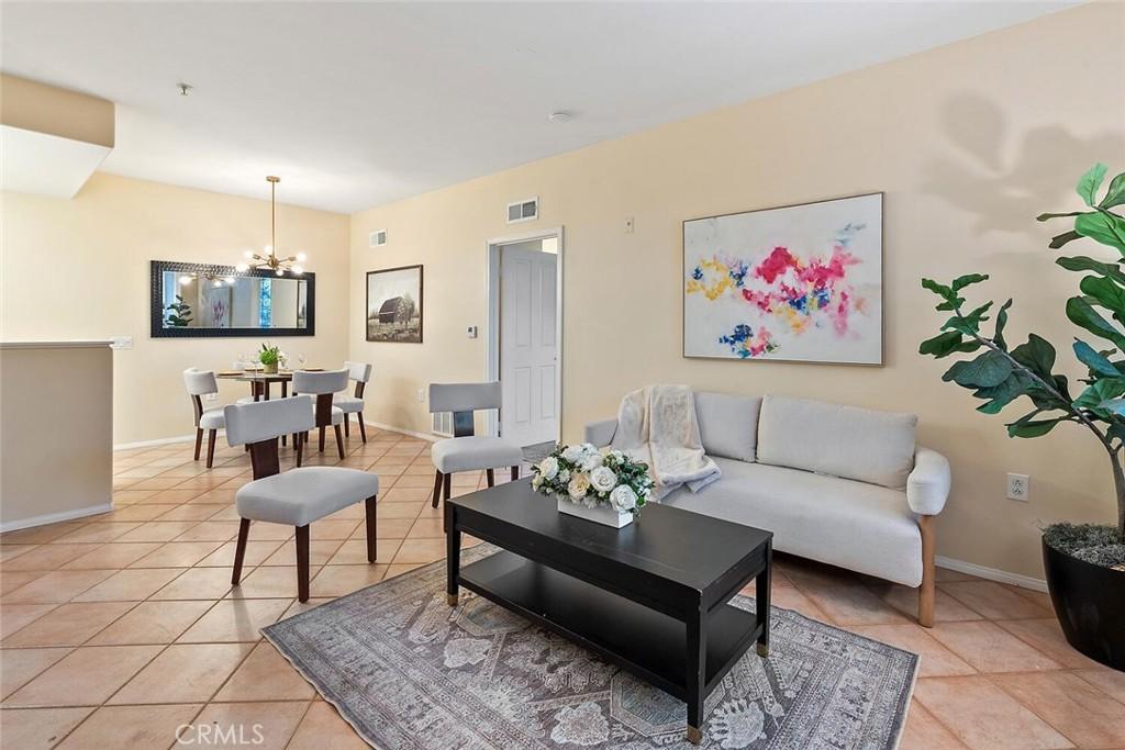 1703 Solvay Aisle #106, Irvine, CA 92606