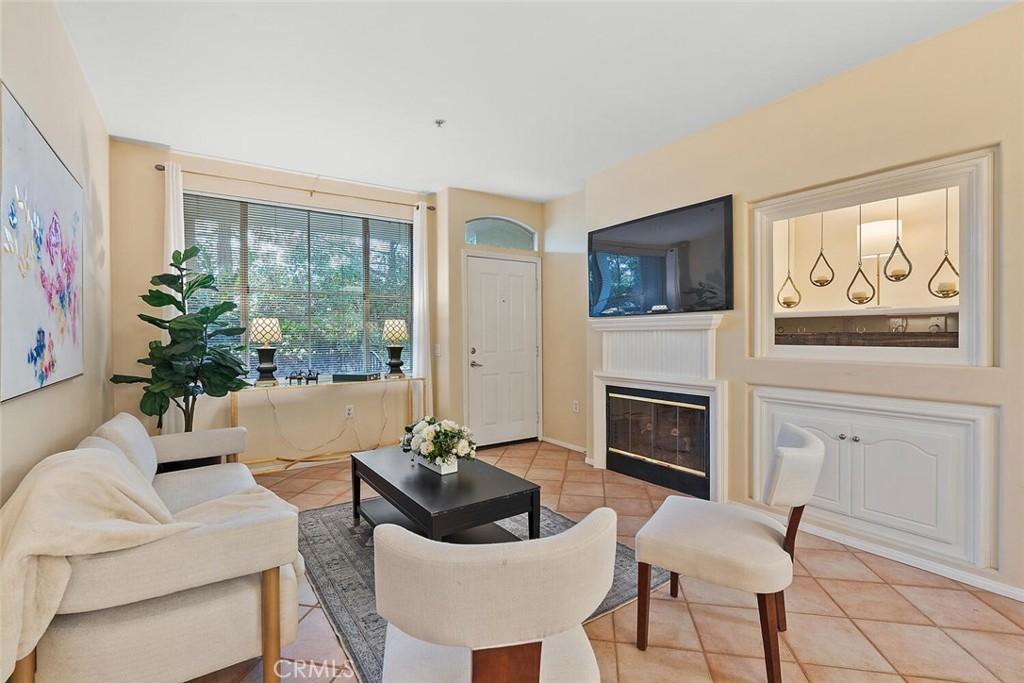 1703 Solvay Aisle #106, Irvine, CA 92606